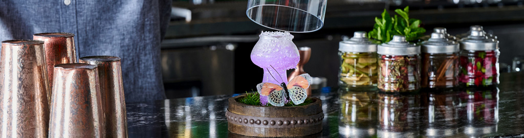 Spirit-Free Scene Mobile Hero